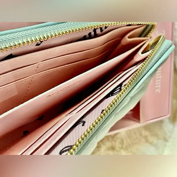 Juicy Couture Blue Quilted Wallet with Bow Detail - Picture 3 of 3